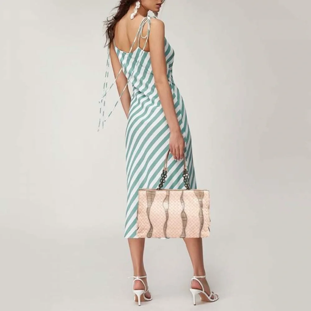 ❤️Authentic Bottega Veneta Salmon/Beige Intrecciato Leather and Snakeskin Tote❤️ - Picture 2 of 12